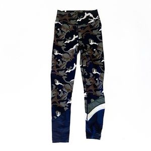 The Upside x SoulCycle Camo Leggings Colorblock